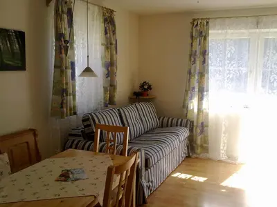 Ein Sitzbereich in der Unterkunft Haus Reiter