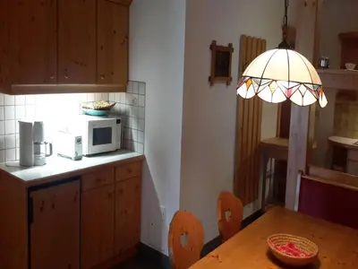 Küche/Küchenzeile in der Unterkunft Geräumige Unterkunft in Schladming mit Sauna