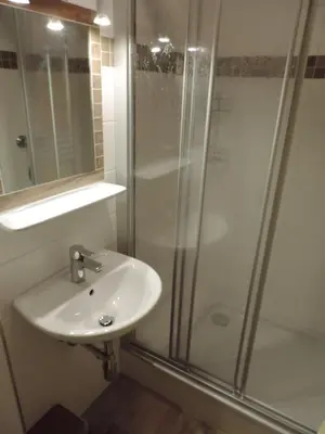 Ein Badezimmer in der Unterkunft Unterlanschützhof