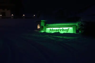 Ein Zertifikat, Auszeichnung, Logo oder anderes Dokument, das in der Unterkunft Moserhof ausgestellt ist