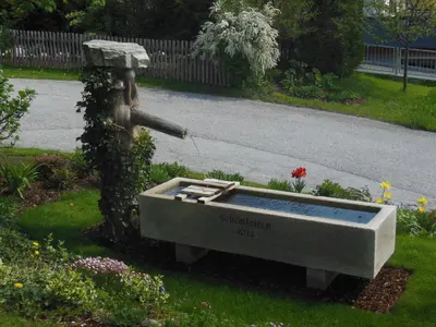 Ein Garten an der Unterkunft Haus Schönleiten