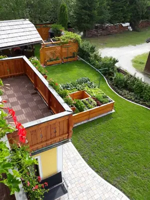 Ein Garten an der Unterkunft Haus Dorfer