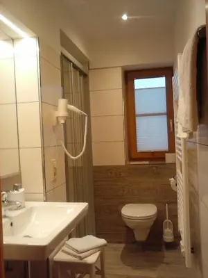 Ein Badezimmer in der Unterkunft Biobauernhof Windbachgut