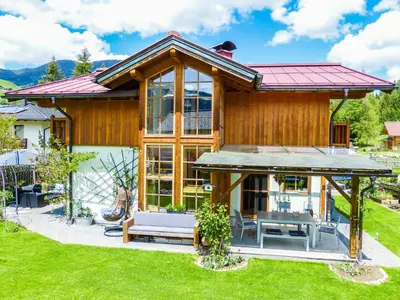 Ein Garten an der Unterkunft Appartement Bergverliebt