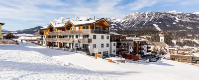Ein allgemeiner Bergblick oder ein Berglick von der Ferienwohnung aus
