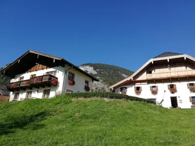 Ein allgemeiner Bergblick oder ein Berglick von der Ferienwohnung aus