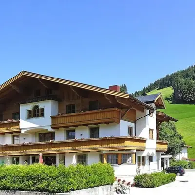 Apartment in Filzmoos near Ski Amadé