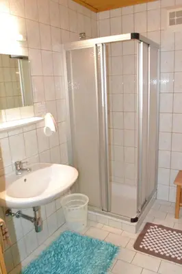 Ein Badezimmer in der Unterkunft Innviertler Berggasthof