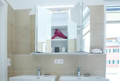 Ein Badezimmer in der Unterkunft Ferienwohnung Narzisse - City Appartement im Kurpark Bad Aussee