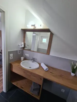Ein Badezimmer in der Unterkunft Ferienwohnung Schupfer - Free Parking, Seenähe & 5 Skigebieten