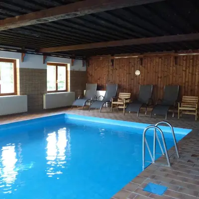 Der Swimmingpool an oder in der Nähe von Wieselmühle Forellenhof