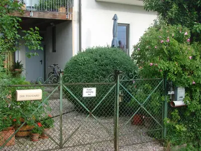 Ein Garten an der Unterkunft Am Baalstein