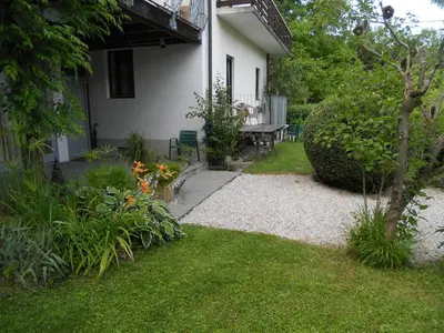 Ein Garten an der Unterkunft Am Baalstein