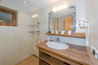Ein Badezimmer in der Unterkunft Pension Bergbauernhof Irxner