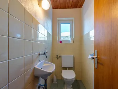 Ein Badezimmer in der Unterkunft Holiday Home Pilz by Interhome