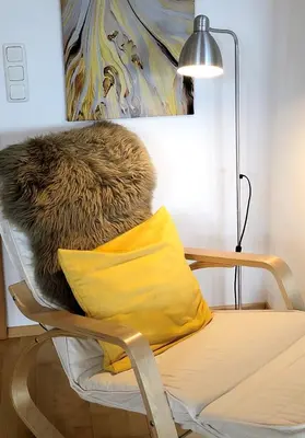 Ein Sitzbereich in der Unterkunft FeWo Atterseeperle - 80m2 mit See- und Gebirgsblick