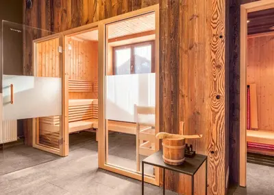 Ein Bett oder Betten in einem Zimmer der Unterkunft ALMMONTE SENSUM SUITES - Funky Living Hotel