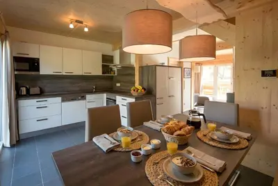 Küche/Küchenzeile in der Unterkunft Kreischberg Chalets by ALPS RESORTS