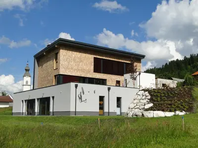Das Gebäude in dem sich die Ferienwohnung befindet