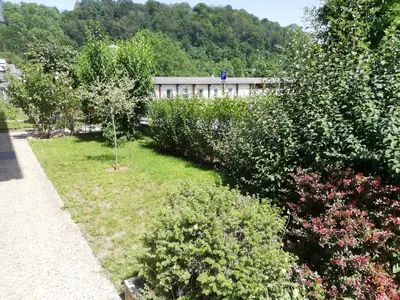 Ein Garten an der Unterkunft Ferienwohnung AOLI