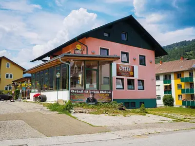 Das Gebäude in dem sich die Ferienwohnung befindet