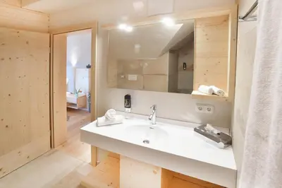 Ein Badezimmer in der Unterkunft Florineum