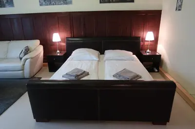 Ein Bett oder Betten in einem Zimmer der Unterkunft Donna Lea