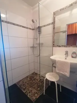 Ein Badezimmer in der Unterkunft Landhotel Oberwengerhof