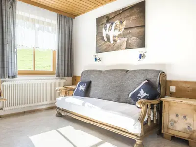 Ein Sitzbereich in der Unterkunft Apartment Eisenhut by Interhome