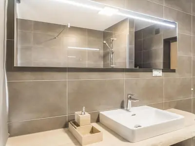 Ein Badezimmer in der Unterkunft Apartment Eisenhut by Interhome