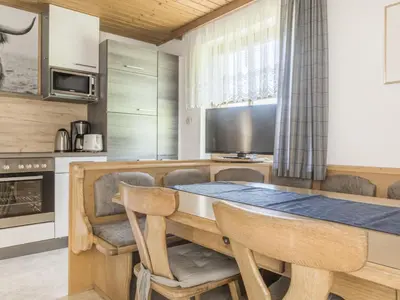 Küche/Küchenzeile in der Unterkunft Apartment Eisenhut by Interhome