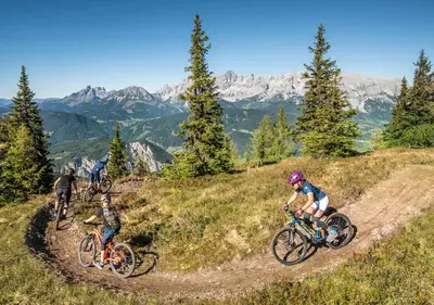 Radfahren an der Unterkunft HOFERHOF Schladming -Dachstein oder in der Nähe