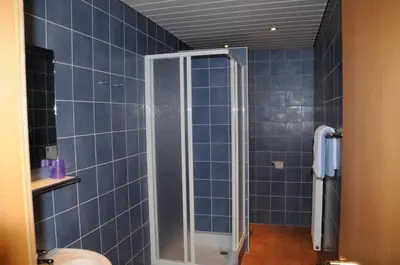 Ein Badezimmer in der Unterkunft Strandhotel