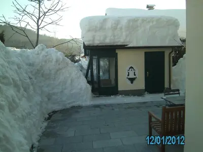 Das Gebäude in dem sich die Ferienwohnung befindet