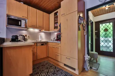 Küche/Küchenzeile in der Unterkunft Winzig Apartment