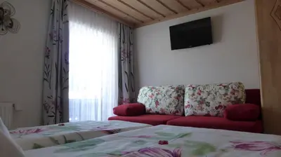 Ein Bett oder Betten in einem Zimmer der Unterkunft Landhaus Lehner