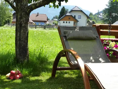 Ein Garten an der Unterkunft Landhaus Lehner