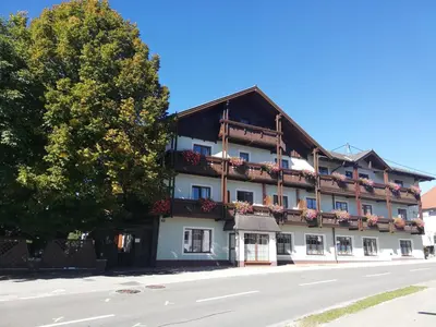Das Gebäude in dem sich das Hotel befindet