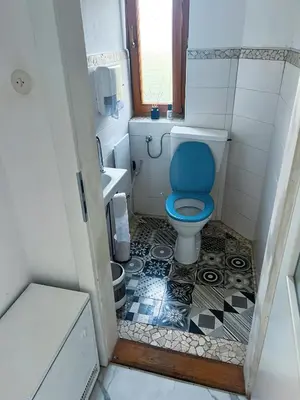 Ein Badezimmer in der Unterkunft Gemütlicher Raum, Gampern