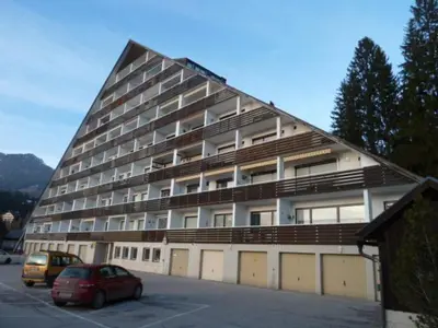 Das Gebäude in dem sich die Ferienwohnung befindet