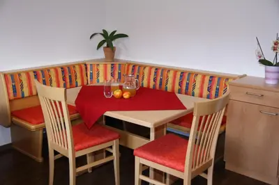 Ein Sitzbereich in der Unterkunft Haus Harmonika
