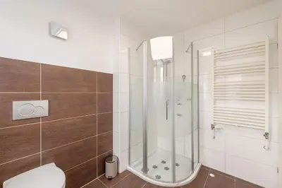 Ein Badezimmer in der Unterkunft apartHAUS - by myNests