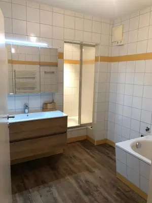 Ein Badezimmer in der Unterkunft Ferienwohnung Eiskögerl im Barbarahof