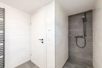 Ein Badezimmer in der Unterkunft Chalet am See - by myNests
