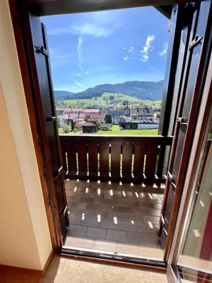 Ein allgemeiner Bergblick oder ein Berglick von des Hotels aus