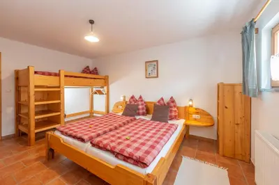 Ein Bett oder Betten in einem Zimmer der Unterkunft Berghüttn Pruggern