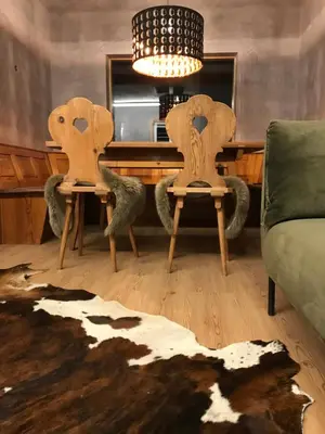 Ein Sitzbereich in der Unterkunft Bergchalet Hinterstoder