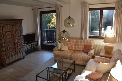 Ein Sitzbereich in der Unterkunft Landhaus am Pyhrn