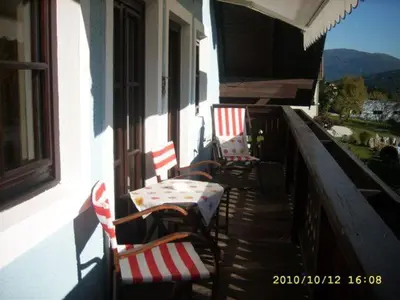 Ein allgemeiner Bergblick oder ein Berglick von der Ferienwohnung aus