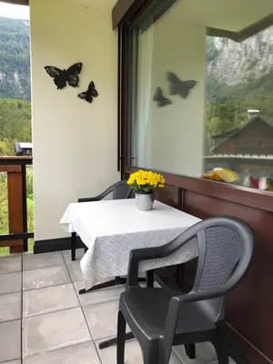 Ein allgemeiner Bergblick oder ein Berglick von der Ferienwohnung aus
